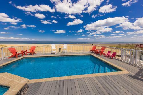 Seaside Sanctuary Oceanfront- Pool Open Year Round