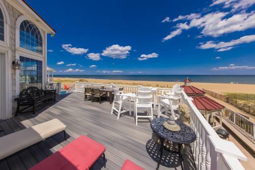Seaside Sanctuary Oceanfront- Pool Open Year Round