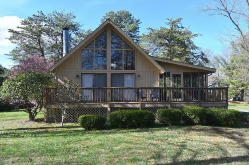 The Aerie In The Woods Resort