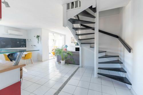 Apartamento Superbe Appartement Duplex T4, Balcon Et Clim