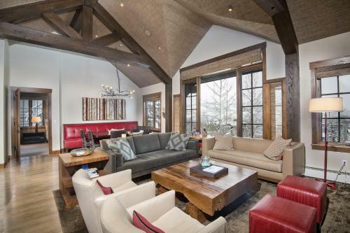 5 Bedroom Private Home With The Easiest Mountain Access Home