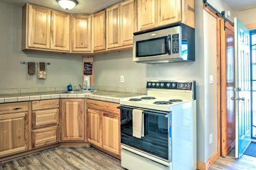 Private Duck Creek Apartment Near Entertainment!