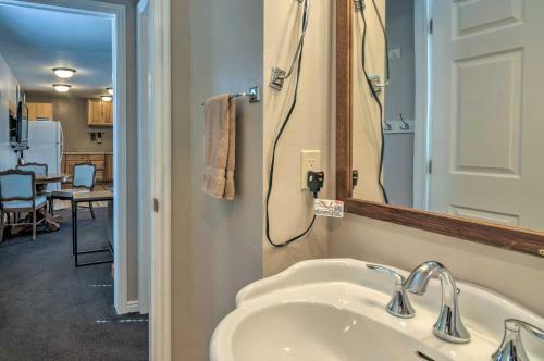 Private Duck Creek Apartment Near Entertainment!