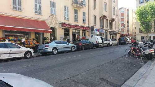 Nice Apart Backpackers S5