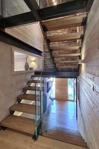 Immobilier De Montagne - La Collection - Crespin