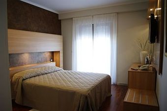 Halanus Hotel And Resort