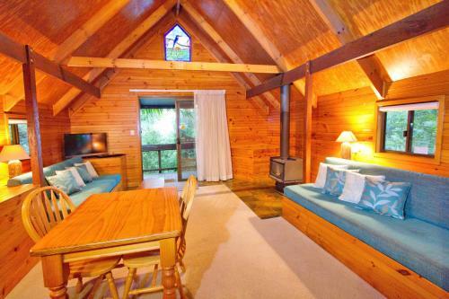 Lodge Mt Glorious Getaways