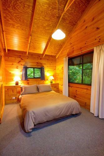 Lodge Mt Glorious Getaways