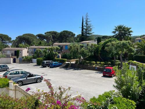 Apartamento L?atypique : 2 Chambres // Piscine // Parking