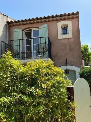 Apartamento L?atypique : 2 Chambres // Piscine // Parking