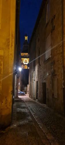 La Maison de Lily Au C?ur de La Cit� M�di�vale