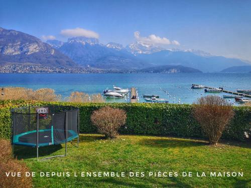 Villa Pieds Dans L'eau (Lac D'annecy)
