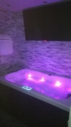 Apartamento Suite Avec Spa & Jacuzzi