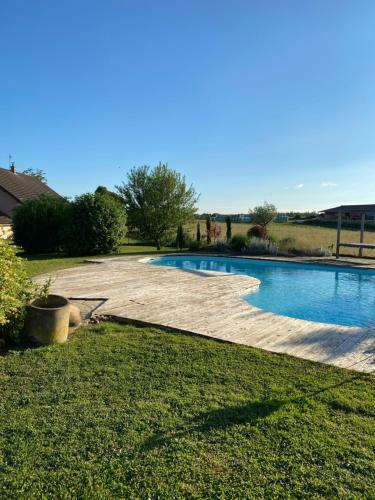 Bed & Breakfast Agr�able Chambre D?h�te Calme Avec Piscine