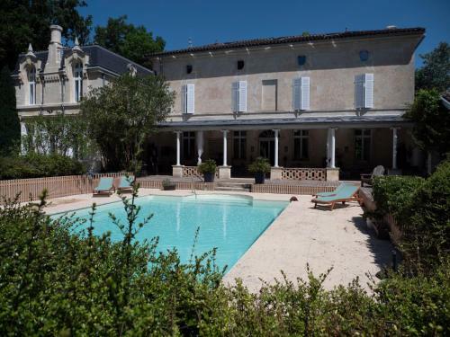 Bed & Breakfast Ch�teau Fleur D'aya