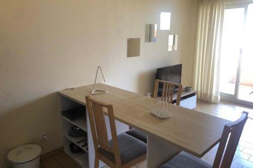 Apartamento Nice Studio Of 23 M With Wifi-balcon And Pool