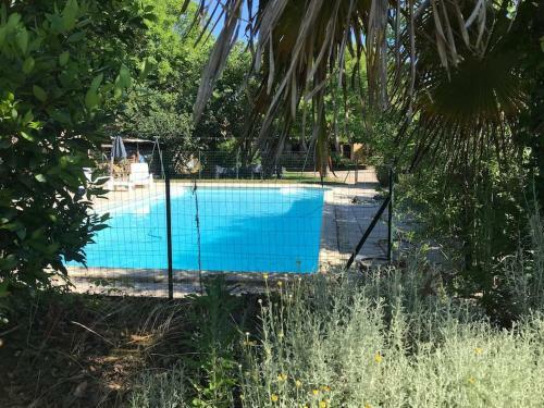 Magnifique Maison En Pierre, Piscine, Clim