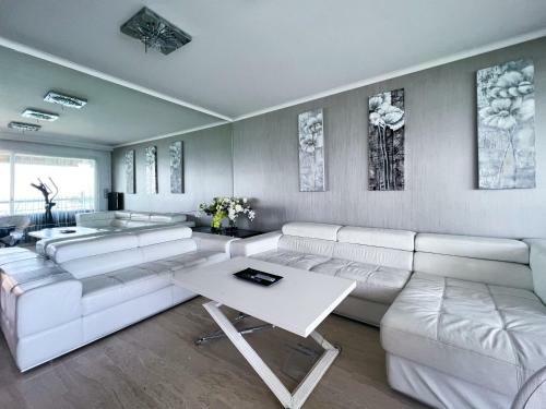 Apartamento Marina Baie Des Anges App 3 Bedrooms