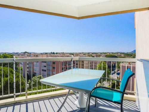 Apartment Mandelieu-la Napoule, Studio Flat, 4 Persons - Fr-1-643-73