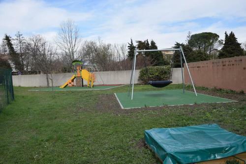 Apartamento Logement de Vacances - Piscine - Proche D'avignon