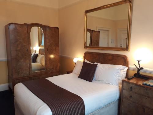 Lynford Hall Hotel