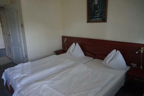 Hostal Hotel Ajka