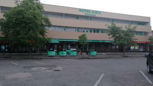 Hostal Hotel Ajka