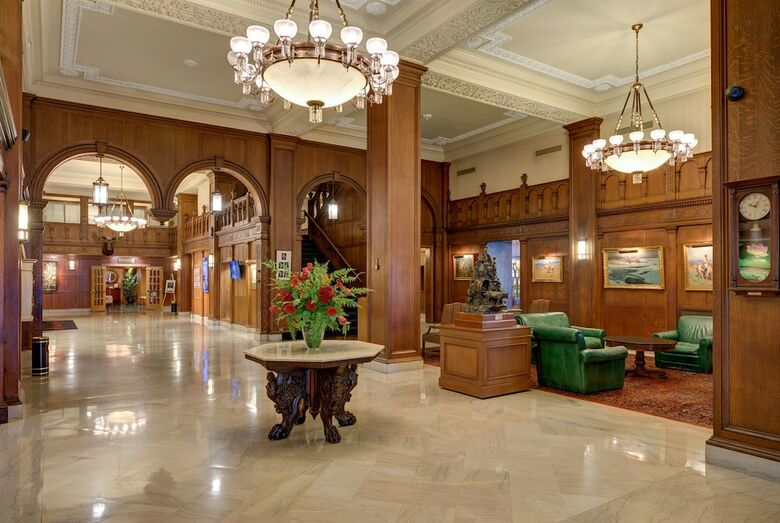 Hotel Missouri Athletic Club