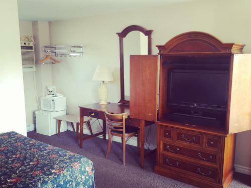 Motel Maple Leaf Inn