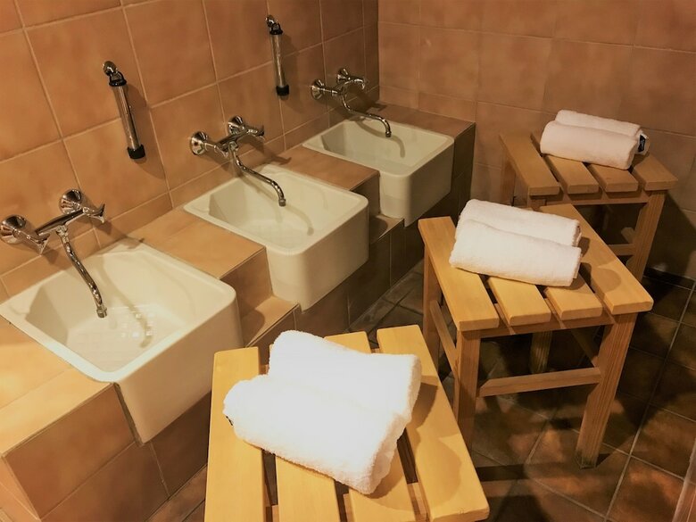 Hostal Hotel Senator