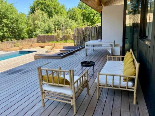 Apartamento New Luxurious Architects Villa With Pool A Few Steps From The Beach