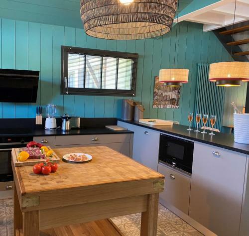 Villa Mooreva Lodge - Services, Climatisation, Piscine Chauff�e, Plage � 80m
