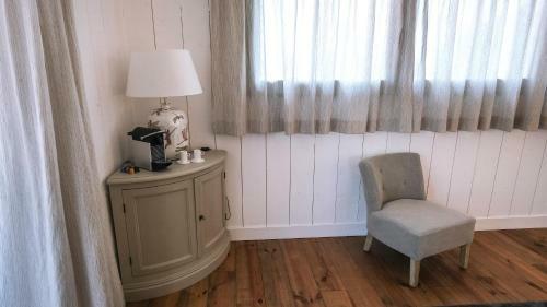 Villa Mooreva Lodge - Services, Climatisation, Piscine Chauff�e, Plage � 80m