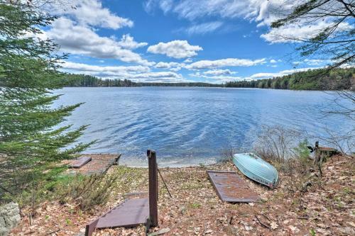 Lakefront Hartford Cabin With Canoe And Boat Ramp