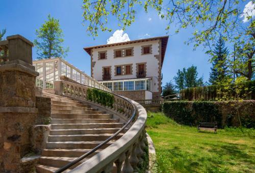 Hotel Balneario de Manzanera El Para�so