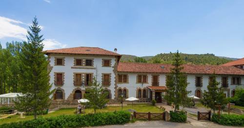 Hotel Balneario de Manzanera El Para�so