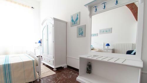 Hostal Welcomely - Cocco E Dessi Home