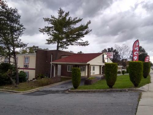 Motel Red Crown Inn
