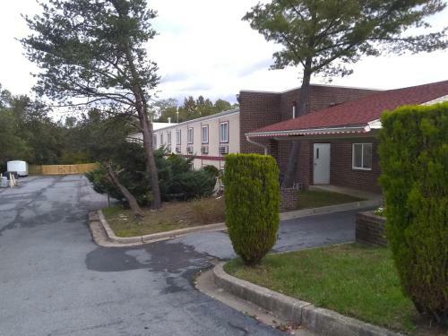 Motel Red Crown Inn