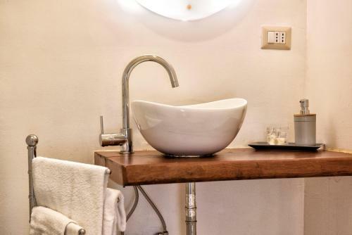 Hostal Corso 151