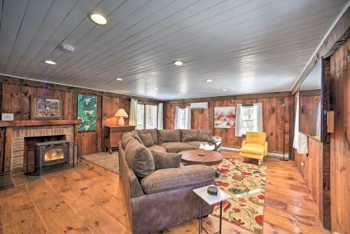 Cozy Great Barrington Home About 1 Mi To Ski Resort!