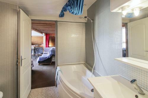 Apartamento Appartement de 2 Chambres Avec Wifi A Echenans