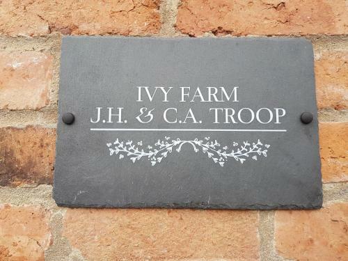 Bed & Breakfast Ivy Farm Accommodation