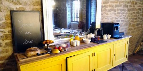 Bed & Breakfast Jardin Des Sens, La Rente D'eguilly