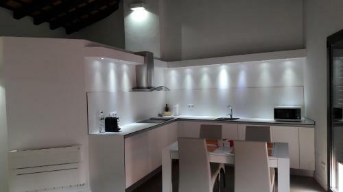 Apartaments Y Habitacions Entre Volcans