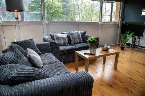 Apartamento Large Modern Contractor House - Free Parking - Staycations Welcome By Comfyworkers