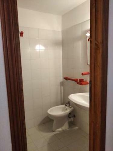Apartment For 4 Pax At 120 Mt From The Beach