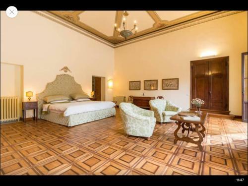 Hostal Palazzo Mantua Benavides Suites & Apartments