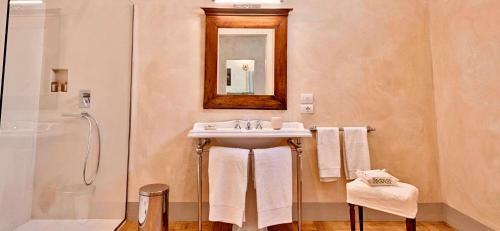 Hostal Palazzo Mantua Benavides Suites & Apartments