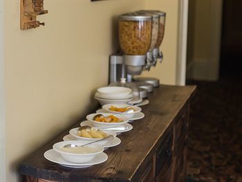 Hotel Toorak Manor